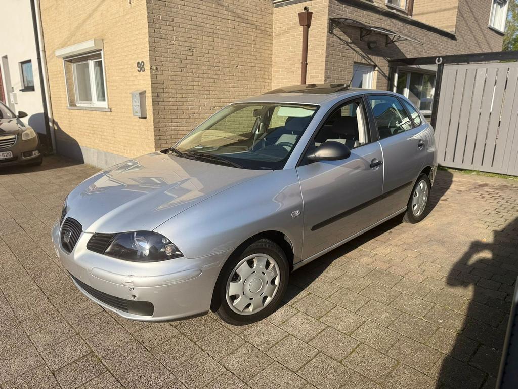 Seat Ibiza 1.2 benzine, Auto's, Ibiza, Handgeschakeld, Particulier, Zilver of Grijs