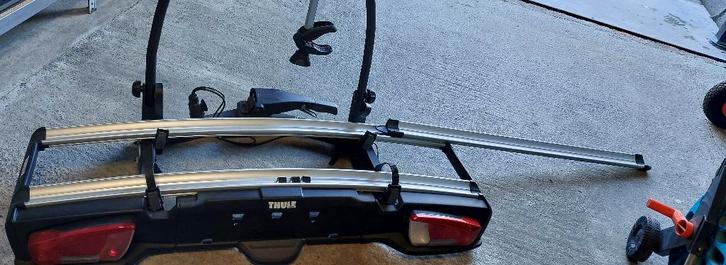 Porte-vélos Thule Velospace XT 2 avec rampe, Autos : Divers, Porte-vélos, Neuf, Support d'attelage, 2 vélos, Pneus larges, Vélo électrique