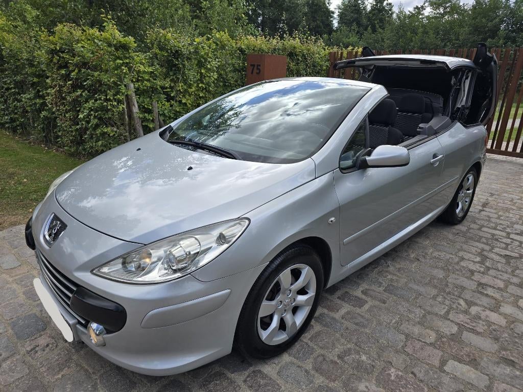 Peugeot 307 CC Cabrio 1.6i 16v / 142.857 km / benzine, Auto's, Peugeot, Voorwielaandrijving, 4 zetels, Stof, 4 cilinders