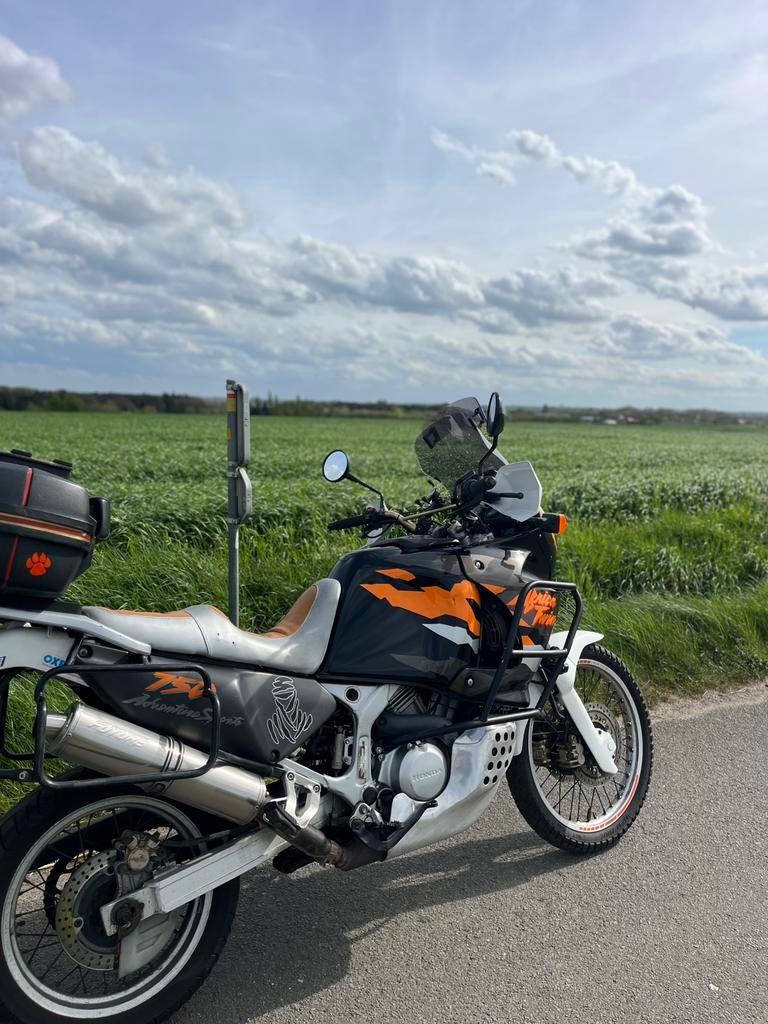 Honda africa twin 750 rd07, Motos, Particulier, Poignées chauffantes