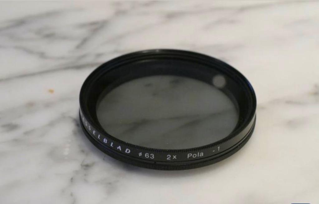 Filtre polaire circulaire Hasselblad 63 mm, Enlèvement ou Envoi, Comme neuf, Filtre polarisant, 60 à 70 mm