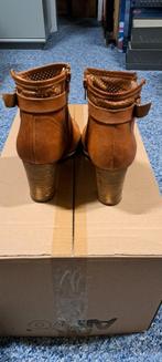 Oranje bottin m 39, Kleding | Dames, Schoenen, Ophalen, Oranje