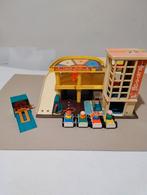 Fisher Price Vintage garage met auto's en popjes en laadbrug, Ophalen of Verzenden, Gebruikt, Speelset, Met geluid