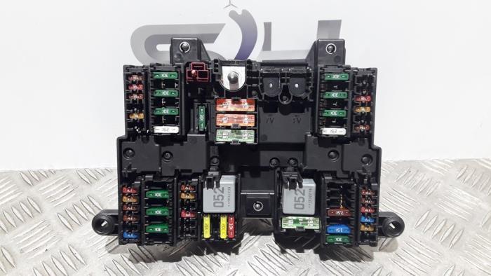 Zekeringkast van een Mercedes CLA, Auto-onderdelen, Elektronica en Kabels, Mercedes-Benz, Gebruikt, Ophalen of Verzenden