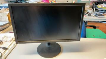 Lenovo thinkvision beeldscherm 24” beschikbaar voor biedingen