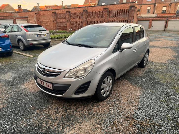 Opel Corsa avec inspection, Autos, Opel, Particulier, Corsa, Airbags, Air conditionné, Conduite autonome, Verrouillage central