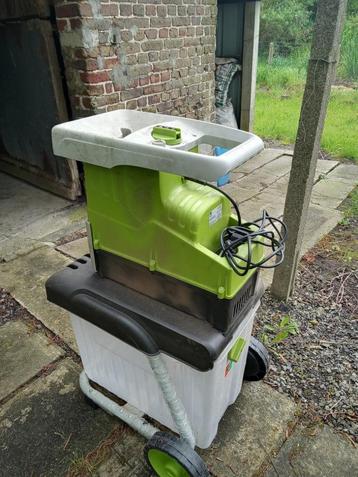 HAKSELAAR  elektrisch  CENTRAL PARK   beschikbaar voor biedingen
