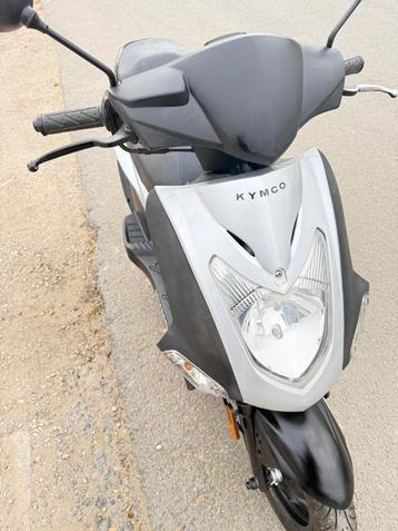 a klasse Kymco originele staat 25 km beschikbaar voor biedingen