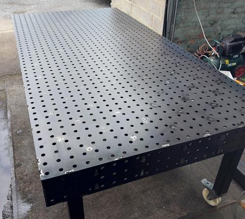 Magnifique table de soudure 2400x1200, Bricolage & Construction, Métaux, Comme neuf, Fer, Enlèvement