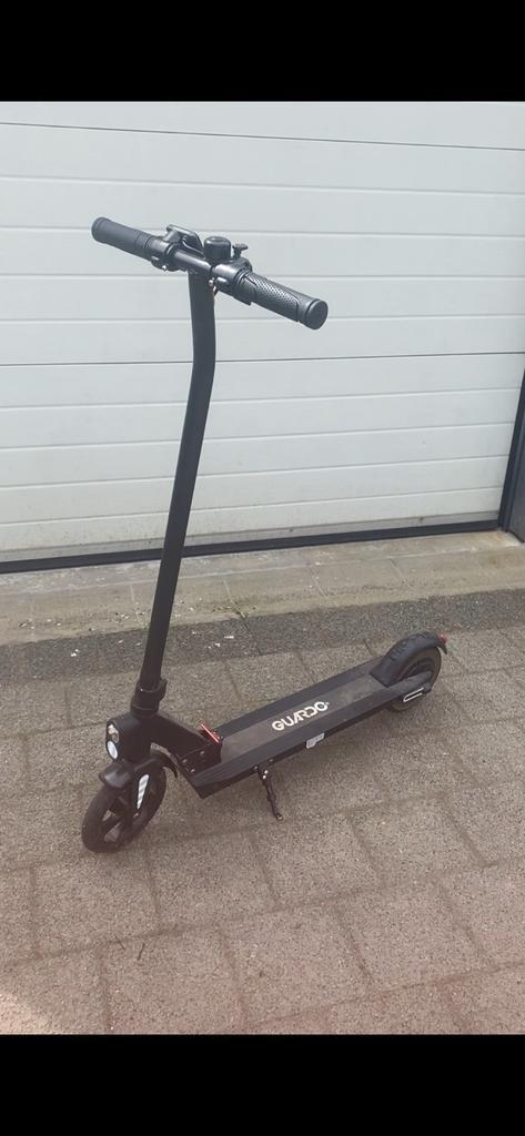 Guardo elektrische step in goede staat, Fietsen en Brommers, Steps, Zo goed als nieuw, Ophalen of Verzenden