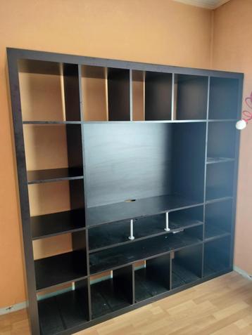 Ikea Kallax TV Meubel beschikbaar voor biedingen