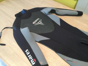 Mares Trilastic 8.6.5 Wetsuit 8mm Man size 4 nieuw 220€ - Ec, Enlèvement ou Envoi, Neuf, Combinaison de plongée