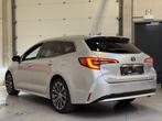 Toyota Corolla 1.8 Hybrid Premium e-CVT LED CAM-Acc-2022-1St, 4 cilinders, 72 kW, 85 g/km, 5 deurs