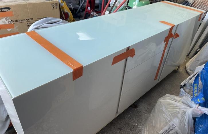 Wit dressoir, Huis en Inrichting, Overige Huis en Inrichting, Zo goed als nieuw, Ophalen