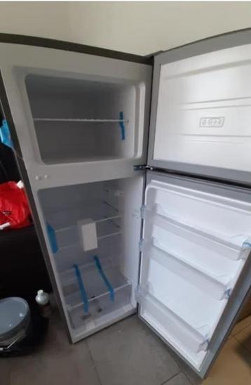 Nieuwe koelkast met vriesladen, Elektronische apparatuur, Ophalen, 150 tot 200 liter, Nieuw, 140 tot 160 cm