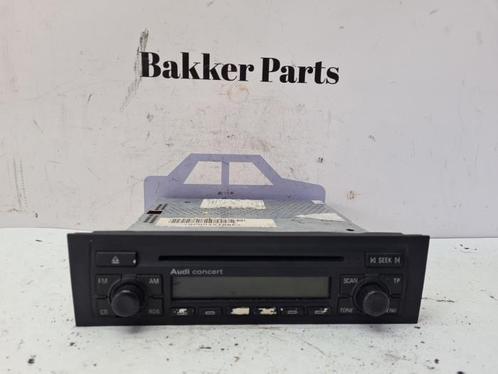 Radio CD Speler van een Audi A3, Auto-onderdelen, Elektronica en Kabels, Audi, Gebruikt, 3 maanden garantie