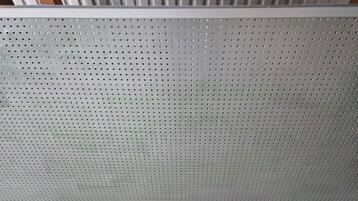 Metalen paneel met rand 200x180 cm beschikbaar voor biedingen