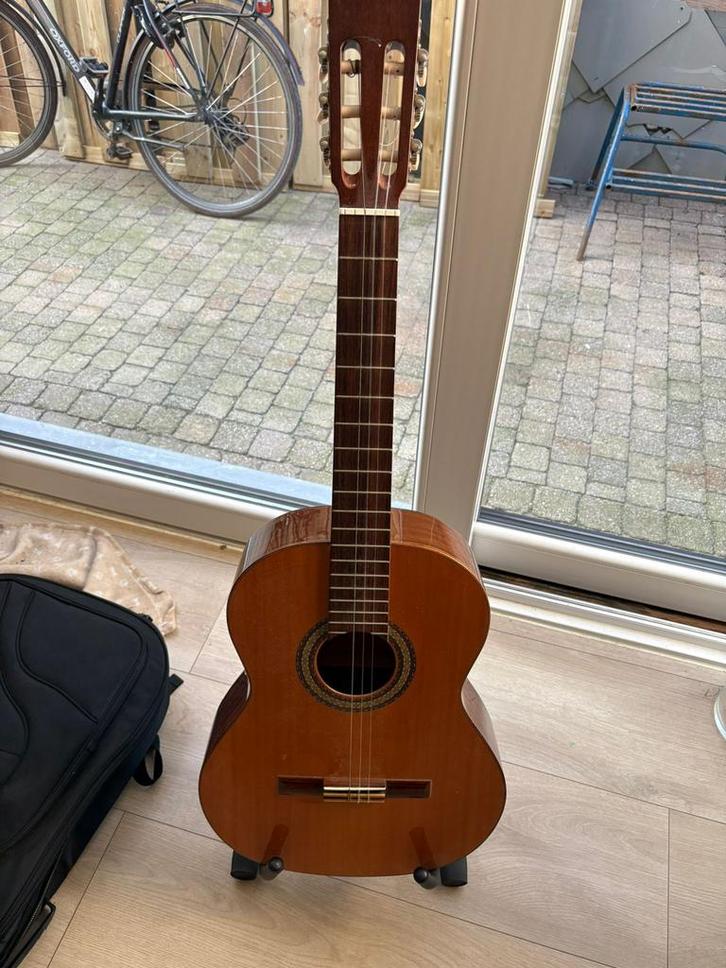 Gitaar, Muziek en Instrumenten, Snaarinstrumenten | Gitaren | Akoestisch, Zo goed als nieuw, Ophalen