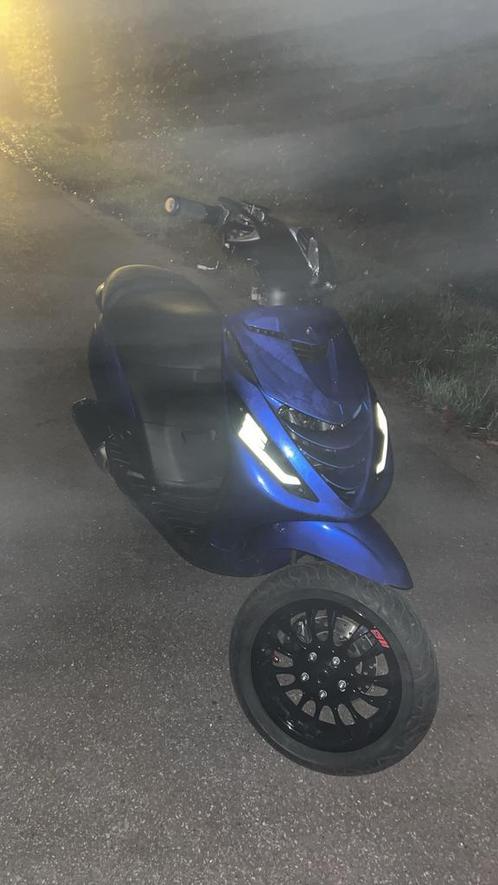 Piaggio Zip 4t 50cc, Vélos & Vélomoteurs, Scooters | Piaggio, Comme neuf, Zip, Classe B (45 km/h), Essence, Enlèvement