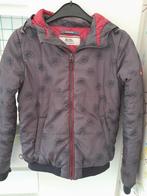 bruine jas met zwarte bloemen, Enfants & Bébés, Vêtements enfant | Taille 146, Enlèvement ou Envoi, Manteau