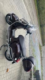Vespa piaggio gts300, Fietsen en Brommers, Ophalen, Zo goed als nieuw