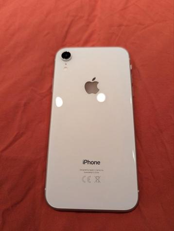 Iphone XR 128 Go blanc disponible aux enchères