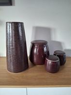 4 wijnrode vazen van D&M (aardewerk), Ophalen, Zo goed als nieuw, Overige kleuren, Overige materialen