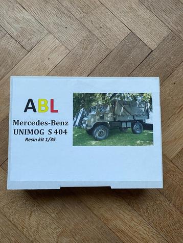 UNIMOG S404 - MERCEDES-BENZ - HARS / RESIN SET - SCHAAL 1:35 beschikbaar voor biedingen