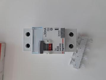 Interrupteur differentiel, Bricolage & Construction, Enlèvement, Neuf, Interrupteur
