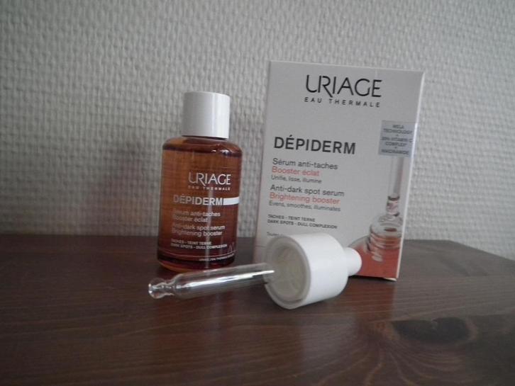 Uriage Dépiderm Booster Sérum anti-taches..., Handtassen en Accessoires, Uiterlijk | Gezichtsverzorging, Nieuw, Verzorging, Gehele gezicht