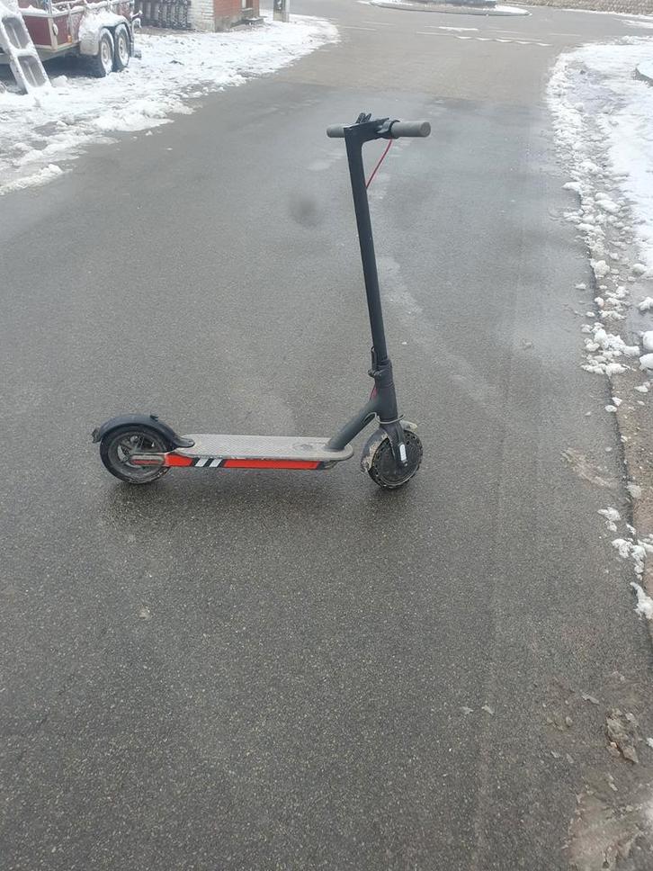 Trottinette électrique, Vélos & Vélomoteurs, Trottinettes, Enlèvement