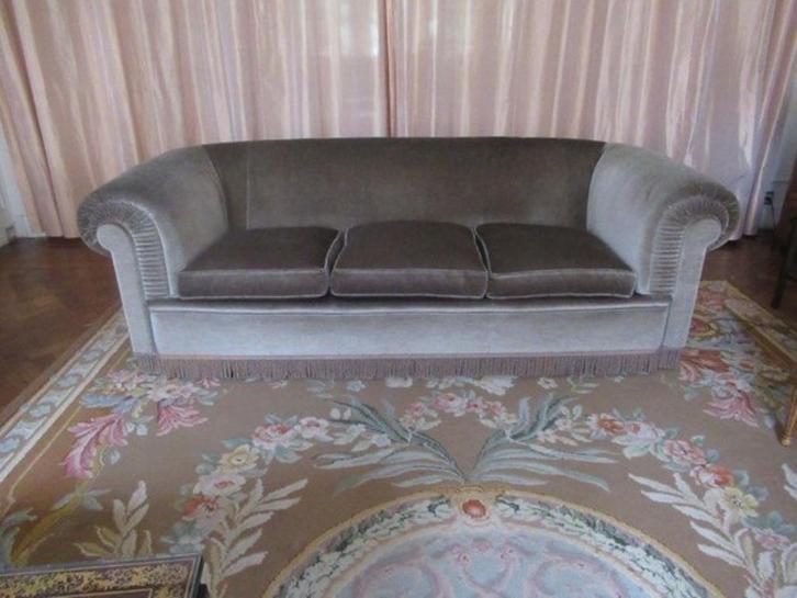 2x canapes Chesterfield met 3 plaatsen, Antiek en Kunst, Antiek | Meubels | Stoelen en Sofa's, Ophalen