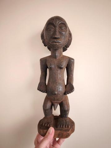 Grand Fetish LUBA (Congo) beschikbaar voor biedingen