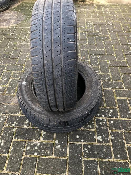 2 x bedrijfswagen Michelin Agilis 235-60-17 10 PR 117/115 R, Auto-onderdelen, Banden en Velgen, Band(en), Zomerbanden, 17 inch