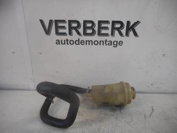STUURBEKRACHTIGING OLIERESERVOIR Ford Focus 1 Wagon beschikbaar voor biedingen