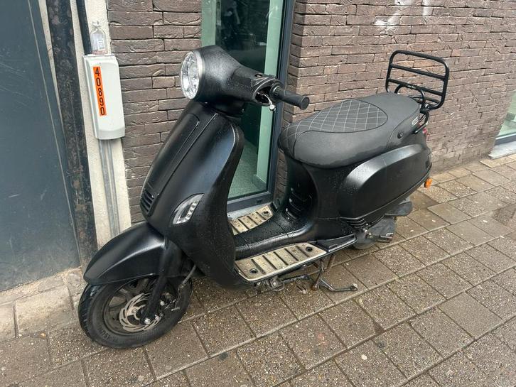 GTS Toscana a klasse, Fietsen en Brommers, Scooters | Overige merken, Zo goed als nieuw, Ophalen