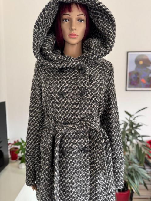 Beautiful warm woollen coat (size S/M) new, Kleding | Dames, Jassen | Winter, Nieuw, Maat 38/40 (M), Grijs, Ophalen of Verzenden