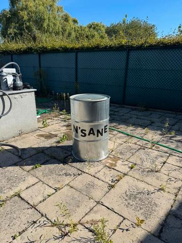 GRATIS ton beschikbaar voor biedingen