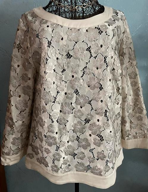 Caroline Biss 38 NIEUW elegante kantlook bloes, Kleding | Dames, Blouses en Tunieken, Zo goed als nieuw, Maat 38/40 (M), Beige