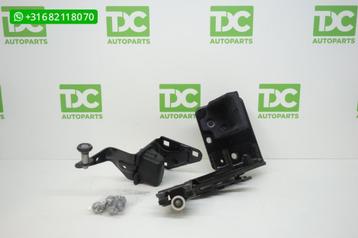 Renault Master ('10-'20) Schuifdeurrol rechts onder en boven beschikbaar voor biedingen