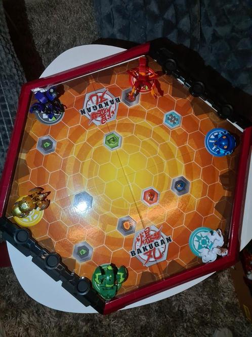 Arène de combat Bakugan, Kinderen en Baby's, Speelgoed | Overig, Zo goed als nieuw, Ophalen