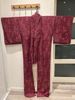 Japanse vintage zijden kimono - diep karmijnrood, Autre, Ophalen of Verzenden, Zo goed als nieuw, Maat 36 (S)