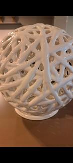 Nieuwe porcelaine grote bol op voet uniek mooi !, Enlèvement ou Envoi