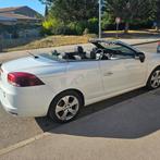 Megane 3 cabriolet 1.5 dci 110cv, Auto's, Renault, Zwart, Cabriolet, Leder en Stof, Wit