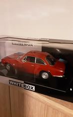 1 18  WHITEBOX ALFA ROMEO GTA JUNIOR, Hobby en Vrije tijd, Ophalen of Verzenden, Zo goed als nieuw, Auto, Overige merken