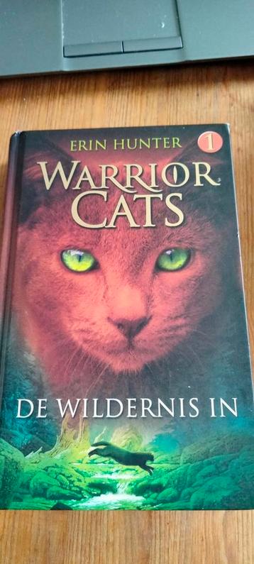 Erin Hunter - De wildernis in beschikbaar voor biedingen