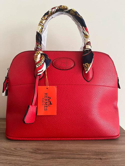 Collectible BOLIDE 31 HERMES Handbag with Scarf, Handtassen en Accessoires, Tassen | Damestassen, Nieuw, Handtas, Rood, Ophalen