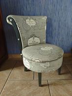 Prachtige oude fauteuil volledig gerenoveerd