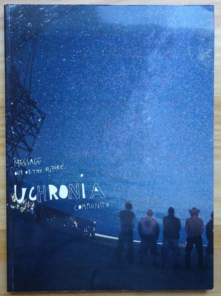 Uchronia community,  message out of the future / Arne Quinze, Boeken, Kunst en Cultuur | Beeldend, Zo goed als nieuw, Beeldhouwkunst