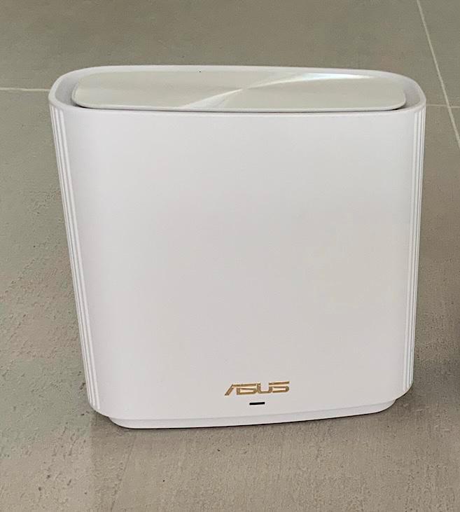 2 Routeurs Wifi ASUS, Informatique & Logiciels, Routeurs & Modems, Comme neuf, Routeur, Enlèvement ou Envoi